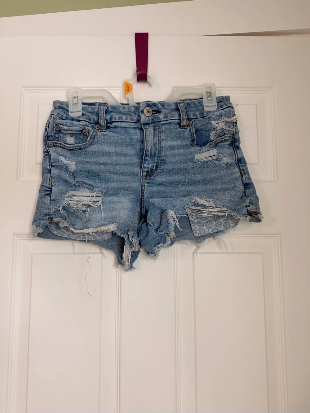 American Eagle Outfitters Women’s Light Blue Distressed Denim Cutoff Shorts